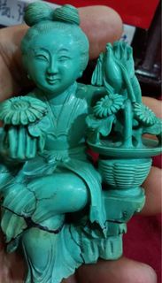 毆洲回流綠松石，原價1500元麻姑献壽一對，重225克，精工细雕，收藏佳品！