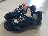 Nike Air Max 720 黑色運動鞋