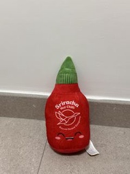 Sriracha 是拉差辣椒醬毛絨玩具
