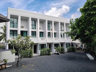 Phuket Leisure Time Hotel