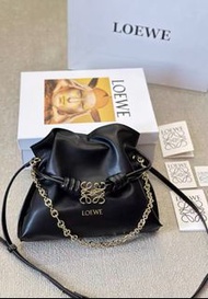loewe 迷你羊皮 purse 福袋