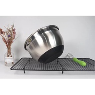 304 Stainless Steel Bowl, 304 Stainless Steel Bowl - With Anti-Slip Base