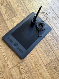 Wacom Intuos Drawing Tablet