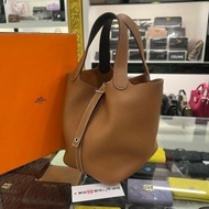 東區正精品㊣HERMES PICOTIN 18 愛馬仕金棕色銀釦菜籃水桶袋包鎖頭包手提包 Z刻 RZ6382