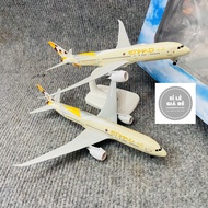 Etihad Airways Boeing 787 Airplane Display Model with Display Base – B787 Dreamliner 1:400 Display A