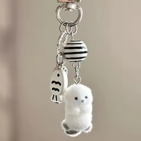 Flocking Cartoon Keychain Cute Seal Penguin Polar Bear Pendant Bag Decoration Keyring Car Key Holder