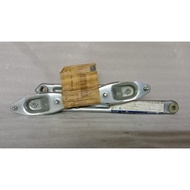 MERCEDES-BENZ W201 190E FRONT BONNET HINGE RIGHT