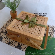 ( R25) HAMPERS BOX GOLD RIBBON SMOKE BASKET 1 LAYER 20x20cm 25x25cm 30x30cm | Delivery BOX | FOOD BO