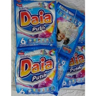 White Daia. Sachet contains 6