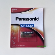 Panasonic CR123A ถ่านลิเที่ยม สำหรับ กล้อง ไฟฉาย Surefire ของแท้ ของใหม่ Lithium Battery 3V CR123AW/