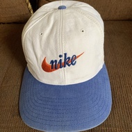 topi nike vintage