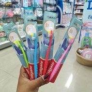 คอลเกต แปรงสีฟันเด็ก เดอลุกซ์ 1 ชิ้น 5-9ปี (คละสี)
