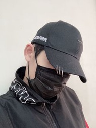 韓國 🇰🇷 Bts 防彈少年團 V 同款 扣環 老帽 帽子 金屬環