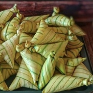 Ketupat Palas Raya Lemak Manis Serunding Pulut Hitam