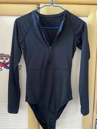 Cotton On Swimsuit長袖泳衣$70