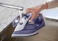 PHILIPS GC1752 STEAM IRON