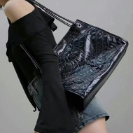 #YSL #聖羅蘭Niki shopping bag 黑銀油蠟牛皮 👜👜