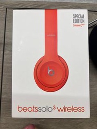 Beats Solo3 Wireless red