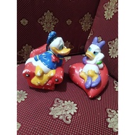 Coinbase original disney donald daisy piggy bank/