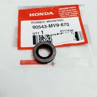 Rubber Mounting for HONDA BEAT Vario Scoopy CB150 CBR150 CBR250 Verza Forza Supra GTR CRF150 CRF250 