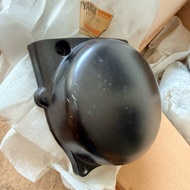 Yamaha trail DT100 black magnet Cover. 1X0-15411-00