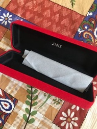 日本Jins眼鏡盒連眼鏡布#Jins#眼鏡盒#眼鏡布#紅色#來自日本
