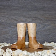 靴子娃娃的木製鞋楦