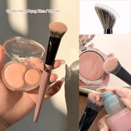 Blush Brush Cream Blush Brush Gently Blends Color