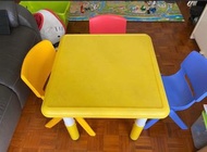 兒童學習桌椅（可調節高度）