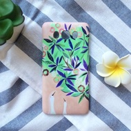 白鵝彩色樹叢下的約會(棕色). 磨砂硬殼(HTC, Samsung,Sony, LG,iPhone)