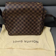 LV,斜孭袋幾乎全新