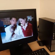 Dell 戴爾牌子，細緻型桌上電腦組合