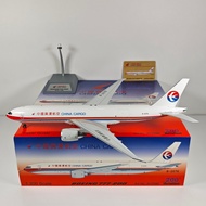 Aviation AV2090 1: 200 China Freight Airlines B777F B-2076 Alloy Aircraft Model