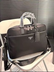 ❤❤❤Prada 尼龍拼皮革公文包 手提包男款 黑色