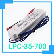 LPC 35 700หมายถึงดีสำหรับสวิตช์จ่ายไฟสลับ110V/220V AC ถึง9 48V DC 700mA 33.6W กันน้ำ IP67ไดรเวอร์ LE