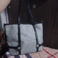 Hazzys Japanese genuine leather tote bag for men and women, size 39x32