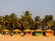 มาดู บีช ฮัท อกอนดา (Madhu Beach Huts Agonda)