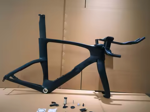 High quality road bike TT carbon frame clean routing threaded Axis specification ITA compatible Di2 