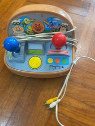 麵包超人插電視遊戲機