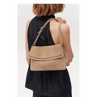 [Qi Wei] Fabrique Oil Wax Cowhide Retro Cross-body Underarm Bag Clutch Bag Small Square Bag Female B