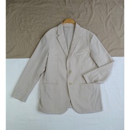 PLST size L Men's Oversized Suit Cream Poly Fabric New Condition Very Good Bust 44 Length 30 Inches