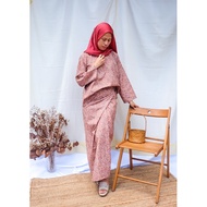 Keeley Zalia Baju Kurung Kedah Rosewood Pink Cotton Muslimah Pareo Woman