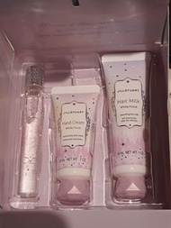 全新 假日套裝 Jill stuart white floral set 旅行裝套裝 香水滾珠／護髮素／護手霜