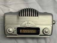 二波段(AM/FM)復古收音機 Retro AM/FM Radio
