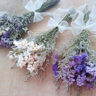 Bouquet Of Flowers Dried Flower Statis + Caspia Cute Bow Tie