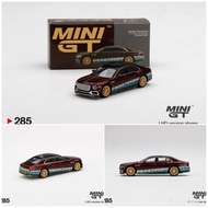 Mini GT 285 Bentley Flying Spur Reindeer Exclusive ChristmasEIGHT