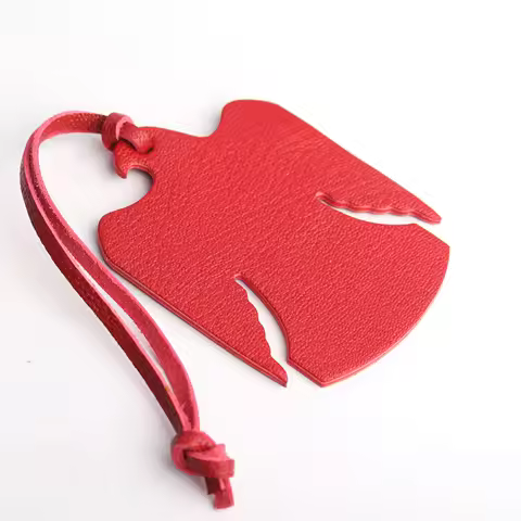 High Quality 100% Natural Full Grain Leather The United Arab Emirates UAE Map Eagle Keychain Pendant