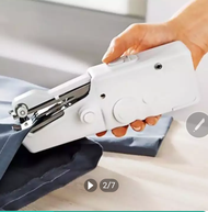 จักรเย็บผ้ามือถือ ขนาดพกพา Mini Handheld Sewing Machine ทำงานด้วยถ่านอัลคาไลน์ งานซ่อม งานเย็บทำได้ง่ายๆด้วยตัวเอง