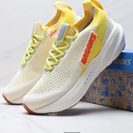 Brooks Glycerin 22 StealthFit Nitrogen Foam Jogging Sneakers