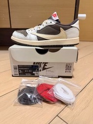 Nike Jordan 1 low reverse mocha travis scott 3Y